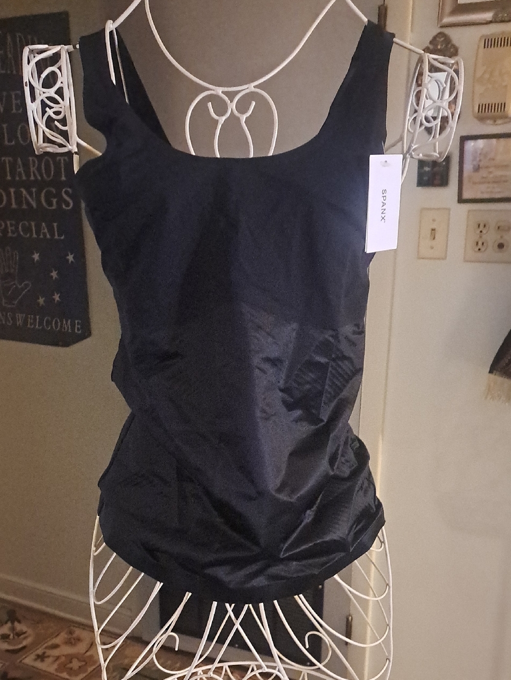 SPANX NWT Black Sculpting Tank, Sz L